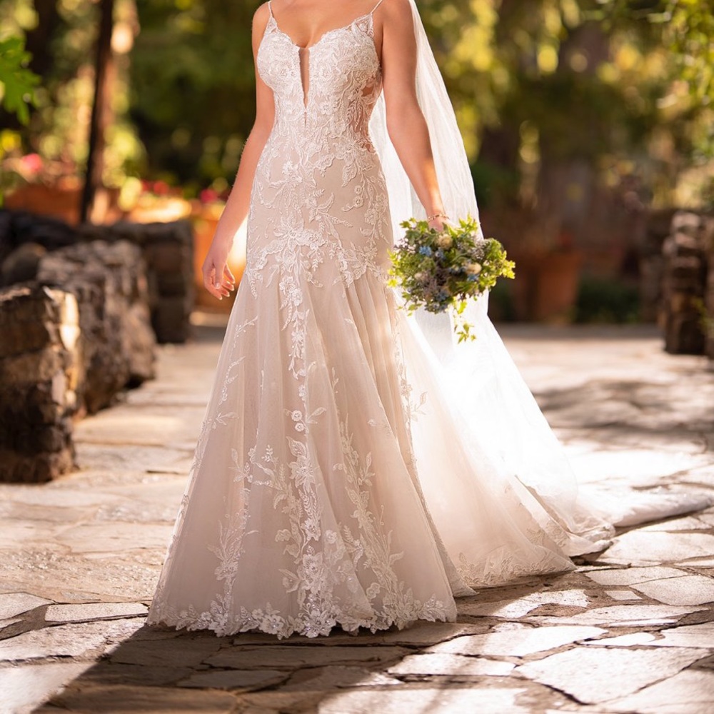 COPY - Essence of Australia wedding dress for sale brand new!